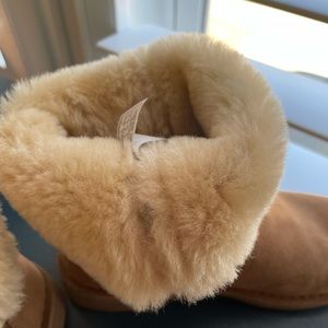 UGG Low Boots Western Style